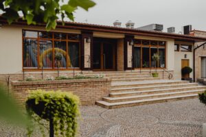 Budynek sali na Chrzest Lipcowy Ogród.