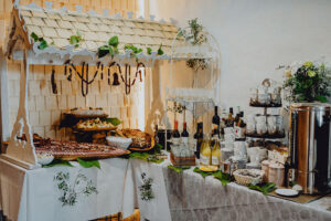 Wiejski stół w Siedlisku Szeriwan.